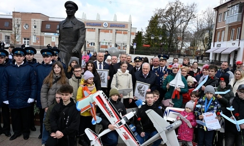 65-летие первого полёта человека в космос отметили в Брянске