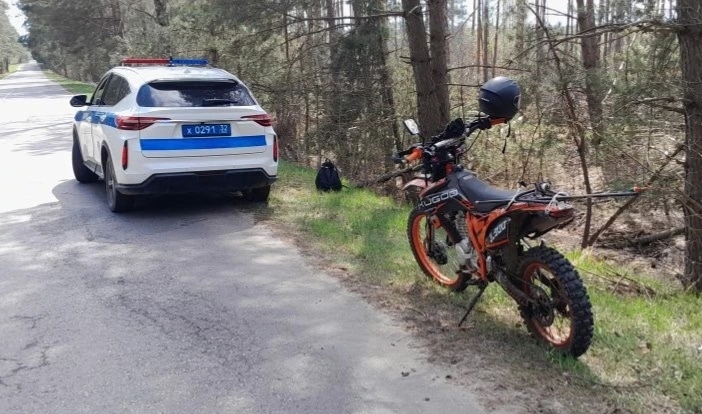 Байкеру без водительских прав из Новозыбкова грозит штраф