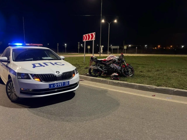 Мотоциклист пострадал в аварии в Брянске в пятницу