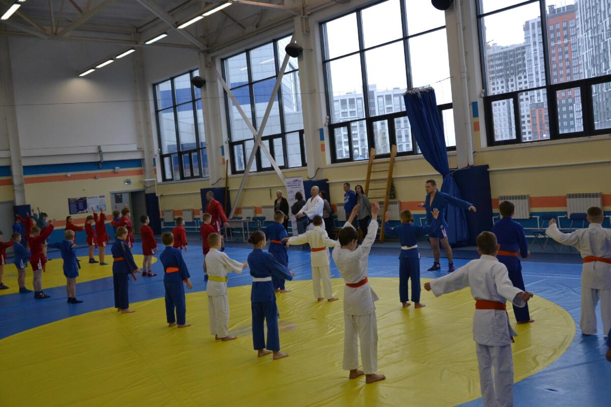 «Зарядка со звездой» прошла в Брянске