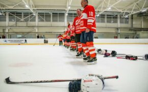 Хоккеисты брянского «Спартака» выиграли чемпионат в дивизионе «Любитель 40+»