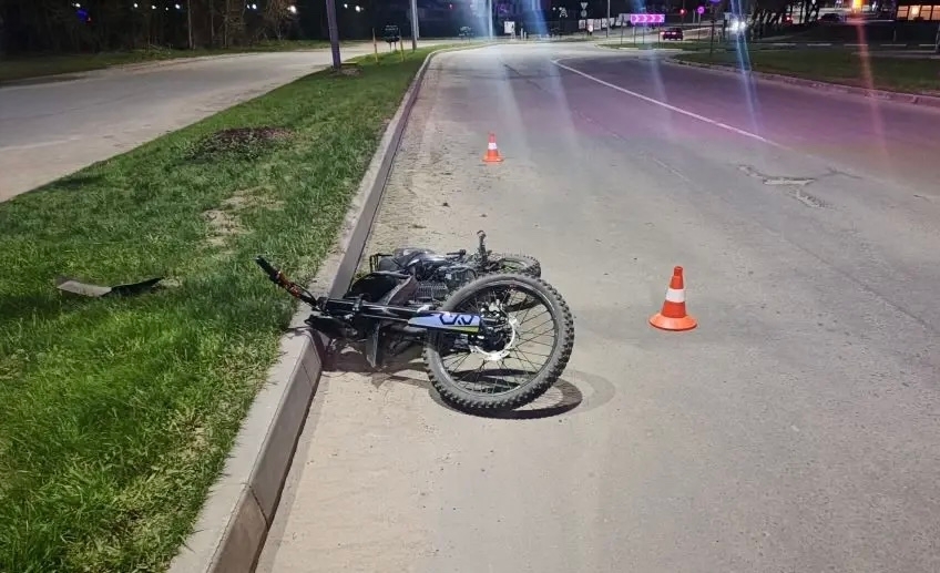 Водитель питбайка попал в аварию в Дятьково