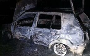 Автомобиль сгорел ночью в брянском посёлке Тростань
