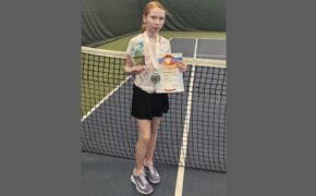 Брянские теннисистки привезли две медали с турнира в Смоленске