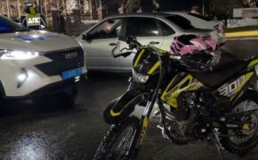 Нетрезвого мотоциклиста задержали полицейские в Брянске