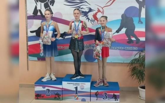 Брянские фигуристки привезли две медали из Подмосковья