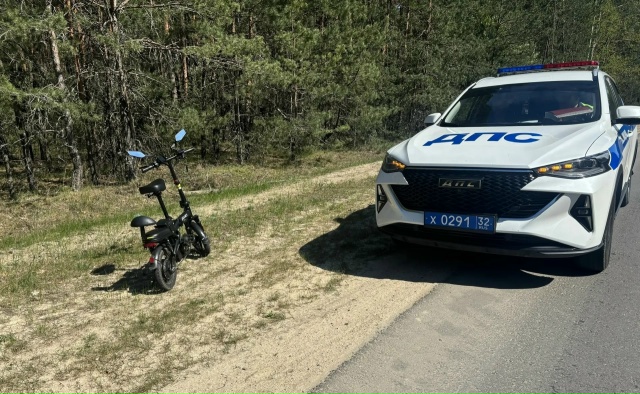 Брянские полицейские пресекли факт управления электросамокатом в состоянии опьянения
