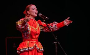 Брянская вокалистка стала лауреатом фестиваля «Российская школьная весна»