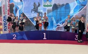Брянские акробатки привезли из Орла две бронзовые медали