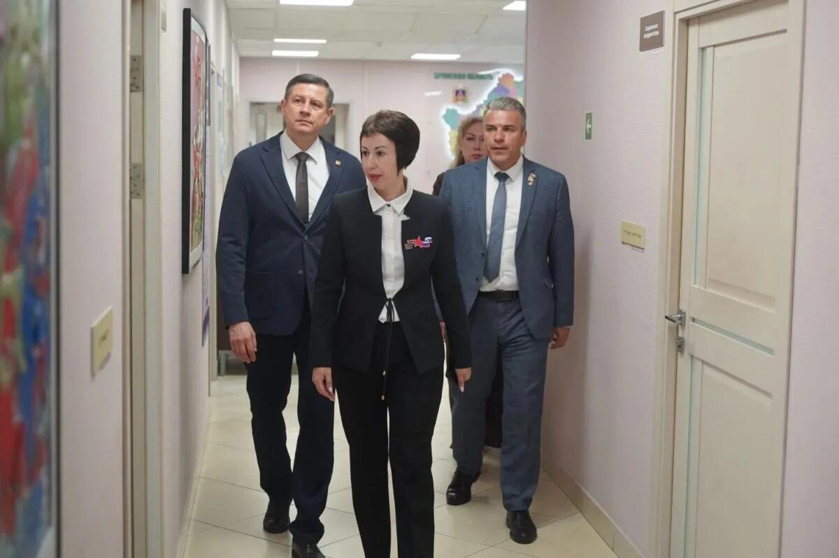 Врио губернатора Брянской области посетил филиал фонда «Защитники Отечества»