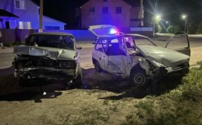 Женщина пострадала при столкновении двух «ВАЗов» в Жуковском районе