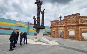 Ход строительства Хрустальной площади в Дятьково проконтролировал прокурор области