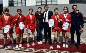 Пять брянских самбистов привезли медали из Липецкой области