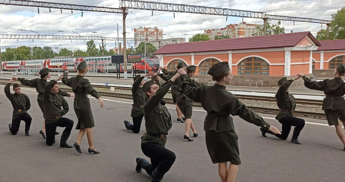 На вокзале в Брянске духовой оркестр сыграет вальс