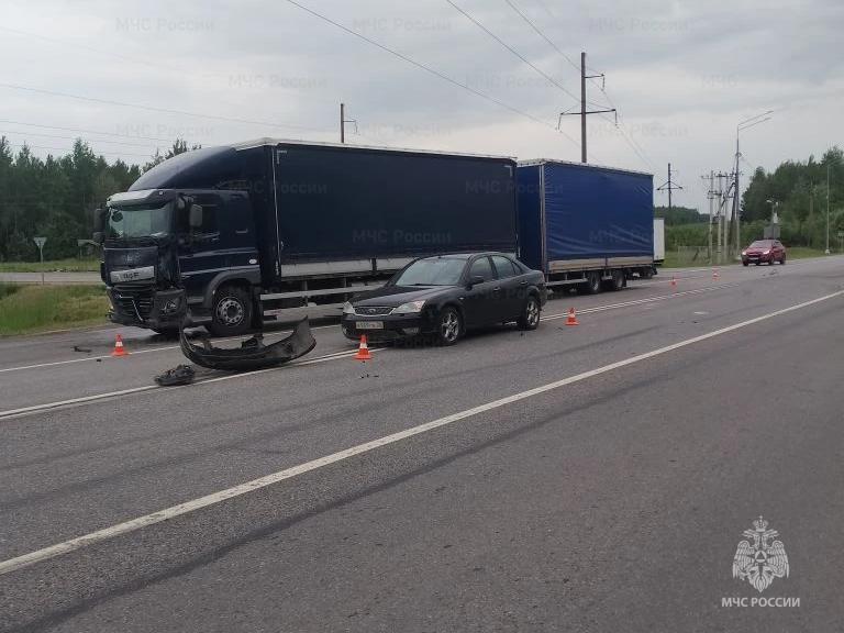 Три автомобиля столкнулись на трассе в Унечском районе накануне