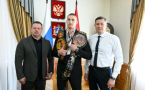 Врио губернатор Брянской области поздравил чемпиона мира по рукопашному бою