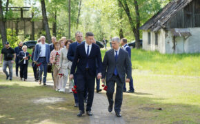 Врио губернатора Брянской области и замминистра культуры РФ посетили «Дулаг-142»