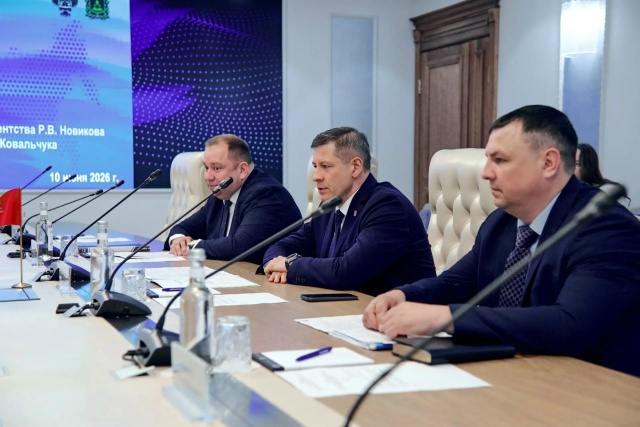 Перспективы развития дорожной сети Брянщины обсудил врио губернатора с  руководителем Росавтодора