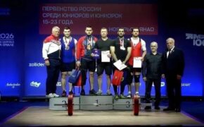 Брянские тяжелоатлеты привезли две медали с первенства России
