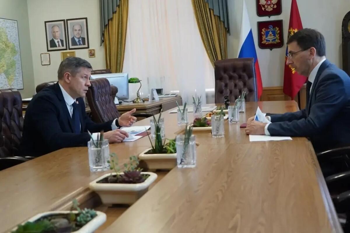 Врио губернатора Брянской области встретился с полномочным представителем Президента РФ в ЦФО