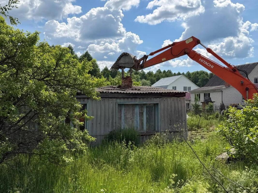 Аварий дом снесут на улице Димитрова в Белых Берегах