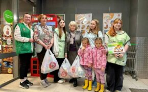«Выручаем вместе»: как поход в магазин превращается в реальную помощь