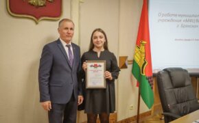 Мэр Брянска наградил победителей фестиваля ГТО