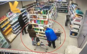 Кражу товаров на 17 тысяч рублей из магазина в Брянске задержали полицейские