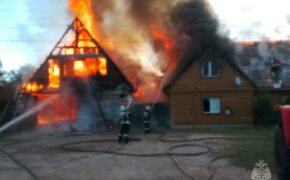 Человек пострадал на пожаре в Унече утром