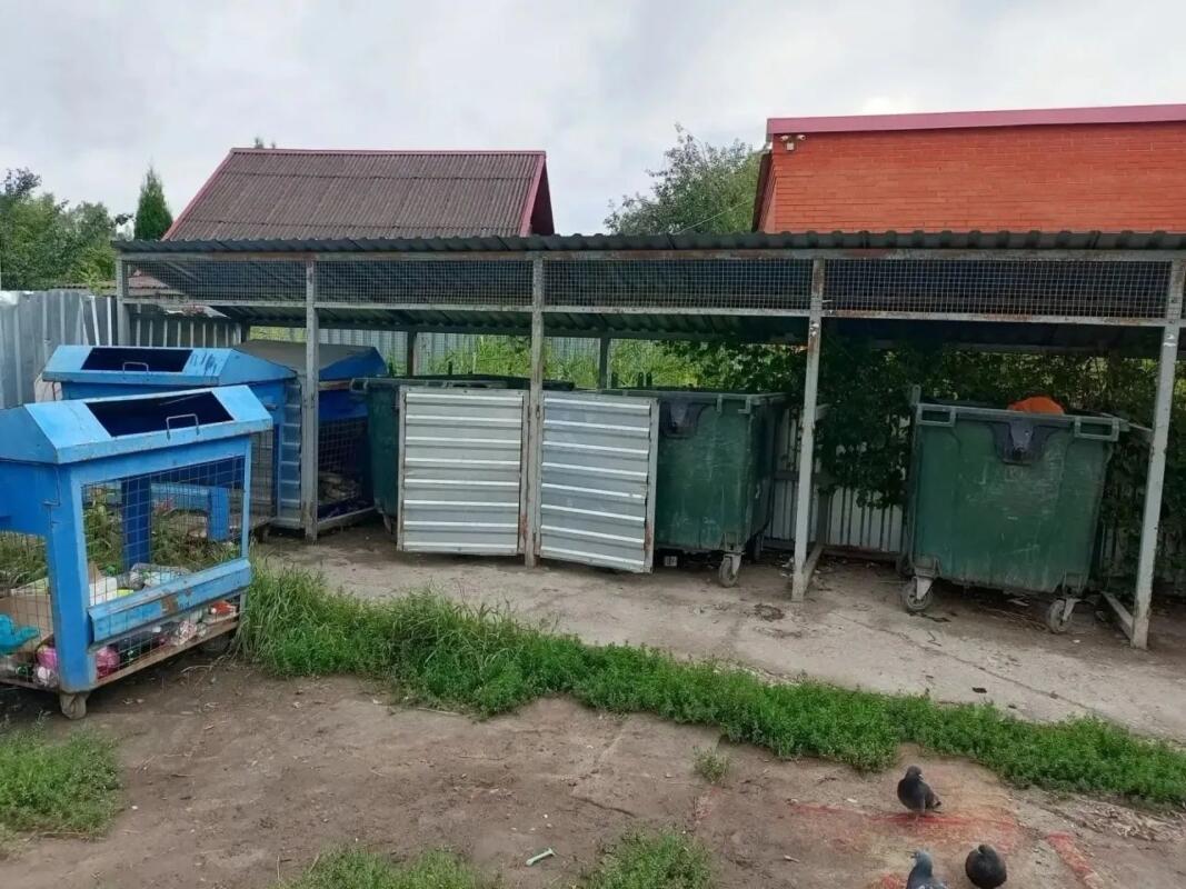 В Бежицком районе Брянска убрали свалки и установили контейнеры