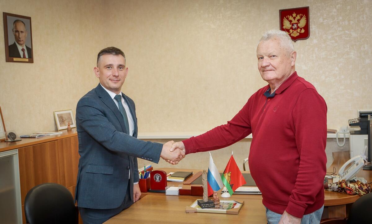 Заммэра Брянска обсудил перспективы сотрудничества с председателем Белорусского землячества