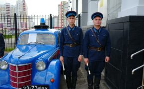 Выставка служебного транспорта и ретро-техники ГИБДД прошла в Брянске