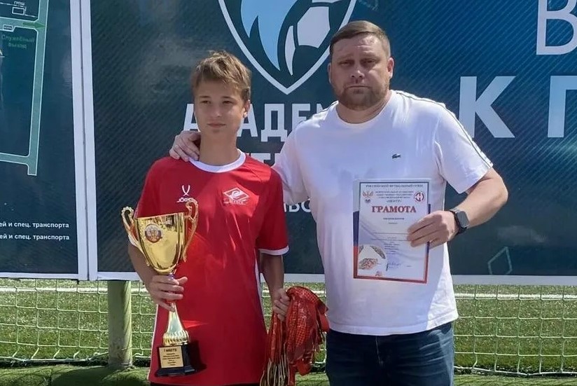 Брянские футболисты выиграли первенство Центрального и Южного федеральных округов