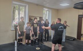 Мастер спорта провёл мастер-класс по тяжёлой атлетике в Брянске