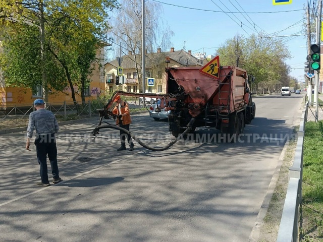 22 600 квадратных метров асфальта отремонтировали в Брянске
