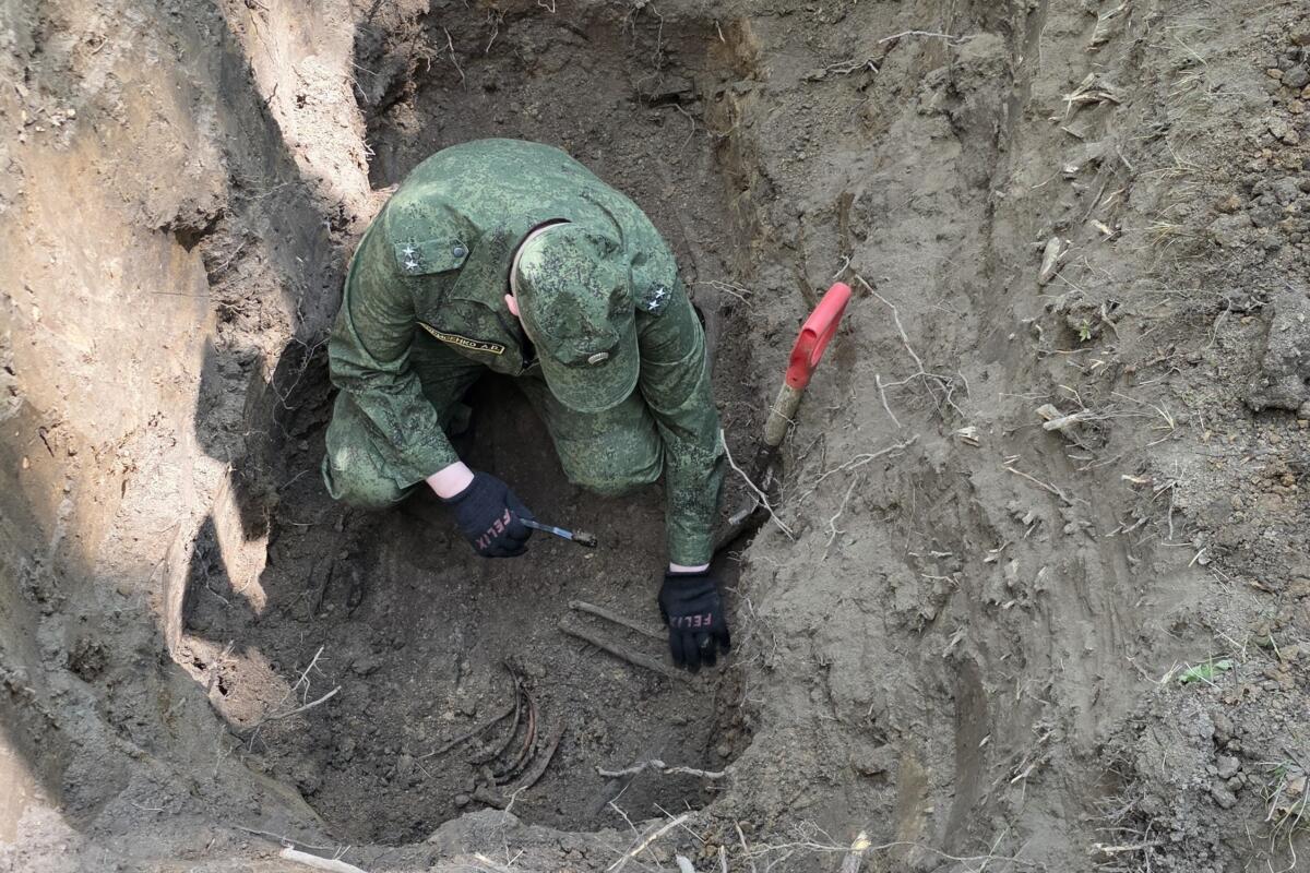 Останки троих бойцов Красной армии разыскали поисковики в Карачевском районе