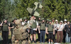 Смартфон против дрона: 96 тысяч брянцев подключились к «Радар.НФ»