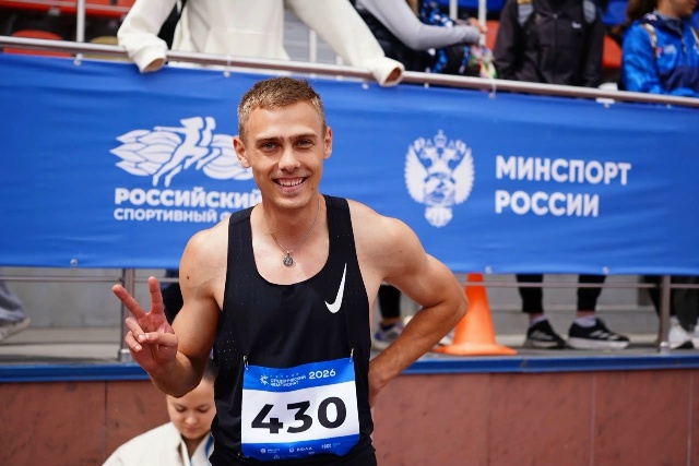Брянский легкоатлет стал первым на фестивале «Времена года»