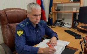 Жительницу Мглина ждёт суд за предоставление банковской карты мошенникам