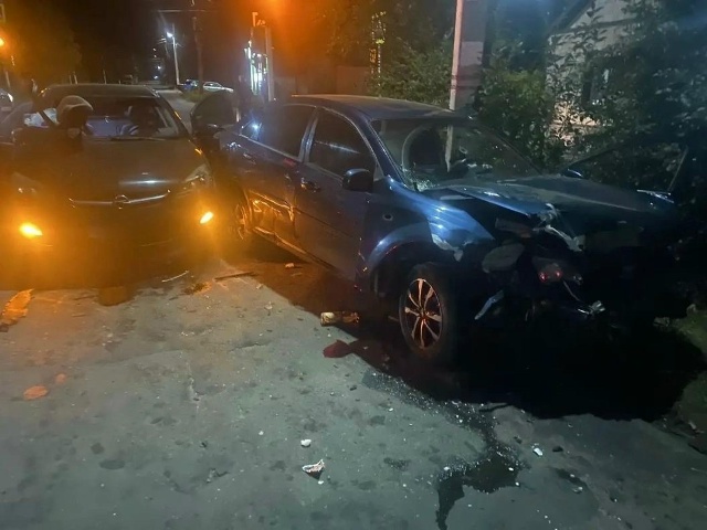Две легковушки столкнулись на перекрёстке в Новозыбкове накануне