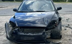 Два автомобиля Ford столкнулись на перекрёстке в Трубчевском районе