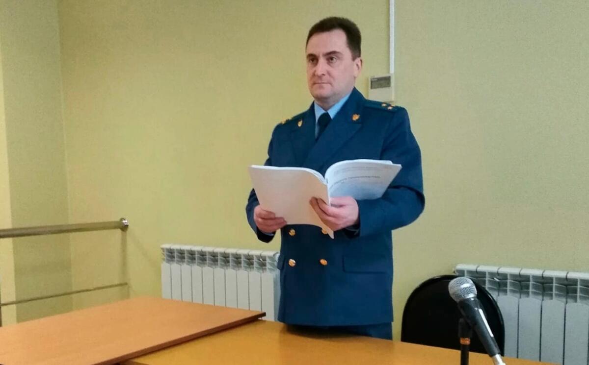 Бывшую замдиректора брянского центра соцобслуживания осудили за взятки