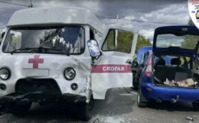 Водитель автомобиля погиб в ДТП с машиной скорой помощь в Брянском районе