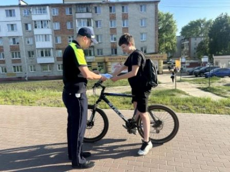 12 велосипедистов нарушили ПДД в Брянске за один день