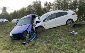 Четыре человека пострадали в ДТП на брянской трассе в воскресенье