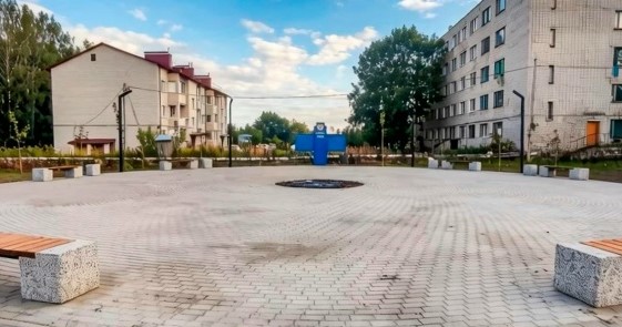 Сквер в Карачеве подрядчик отремонтировал после вмешательства прокуратуры