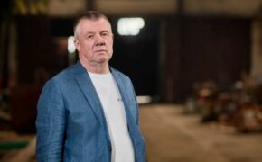 Сергей Горелов поздравил жителей с Днём города и годовщиной освобождения Брянщины