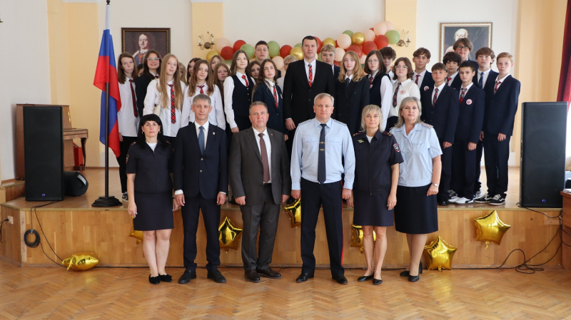 Новый класс правоохранительной направленности открылся в лицее Брянска
