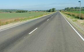 Более четырёх километров трассы отремонтировали в Комаричском районе