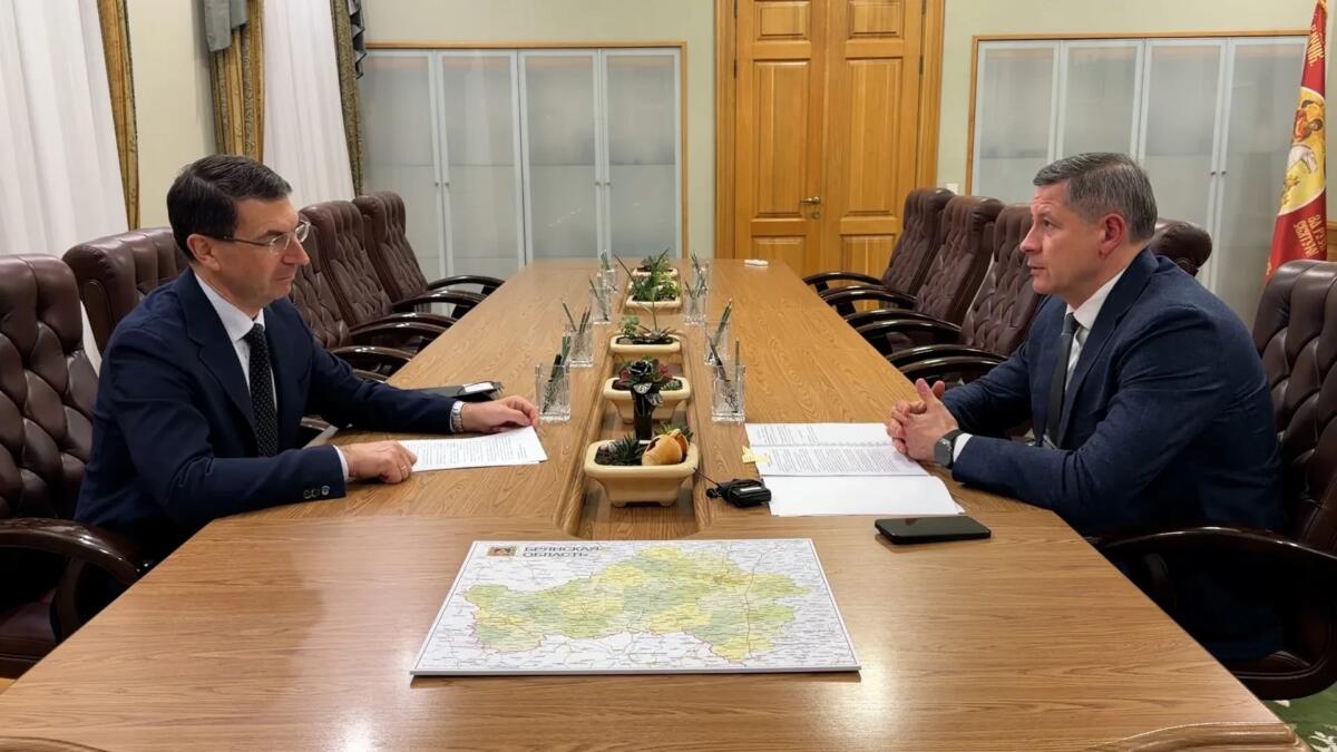 Врио губернатора Брянской области встретился с полномочным представителем Президента РФ
